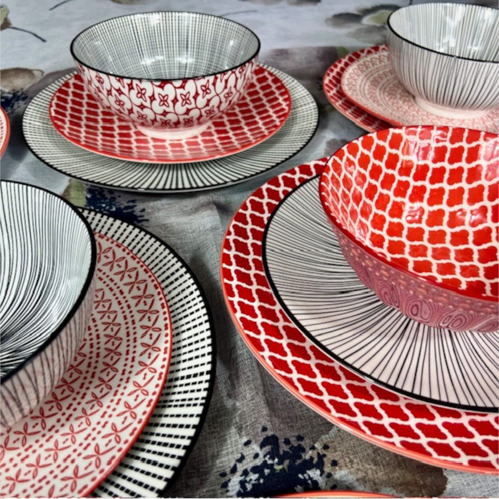 Dinner Set - Black and Red - Image 3