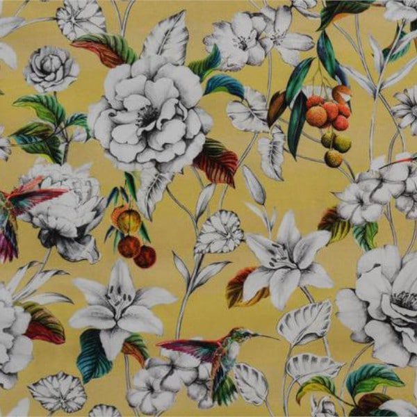 Round Tablecloth White Petals On Mustard