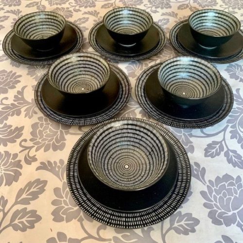 Dinner-Set-White-Charcoal-Spectrum.jpg
